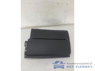 Gebruikte Dashboardkastje Volkswagen Touran (1T3) 1.4 16V TSI 140 Prijs € 35,00 Margeregeling aangeboden door Het Viaduct