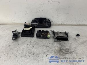 Gebruikte Kontaktslot + computer Volkswagen Touran (1T3) 1.4 16V TSI 140 Prijs € 350,00 Margeregeling aangeboden door Het Viaduct