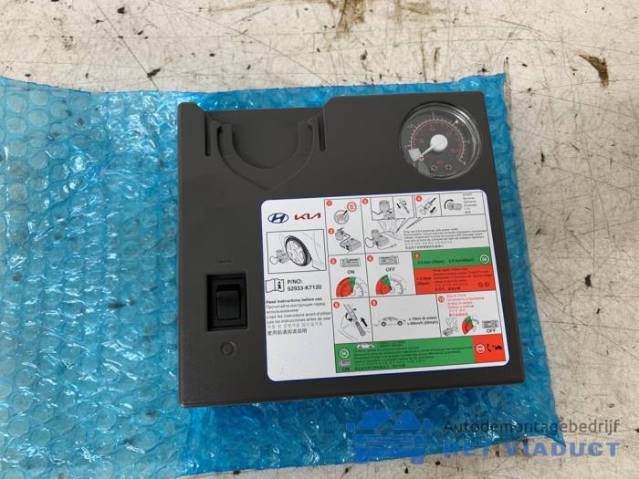 Compressor van een Hyundai i10 1.0 T-GDi 12V N-Line 2023