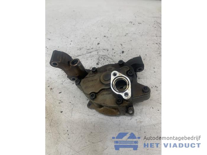 Gebruikte Oliepomp Volkswagen Touran (1T3) 1.4 16V TSI 140 Prijs € 70,00 Margeregeling aangeboden door Het Viaduct