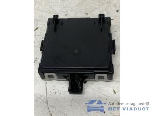 Gebruikte Deur module Mercedes A (177.0) 1.3 A-180 Turbo 16V Prijs € 40,00 Margeregeling aangeboden door Het Viaduct