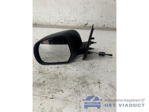 Gebruikte Spiegel Buiten links Nissan Micra (K13) 1.2 12V Prijs € 90,00 Margeregeling aangeboden door Het Viaduct