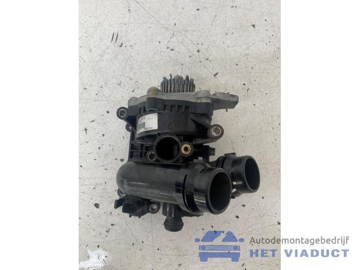 Gebruikte Waterpomp Volkswagen Golf VI (5K1) 2.0 GTI 16V Prijs € 50,00 Margeregeling aangeboden door Het Viaduct