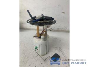 Gebruikte Benzinepomp Hyundai i10 1.2 16V Prijs € 100,00 Margeregeling aangeboden door Het Viaduct