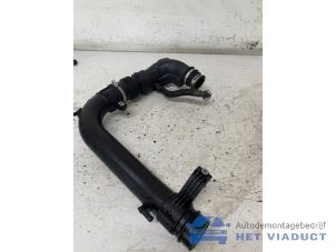 Gebruikte Turbo Pijp Ford Focus 3 Wagon 1.0 Ti-VCT EcoBoost 12V 125 Prijs € 80,00 Margeregeling aangeboden door Het Viaduct