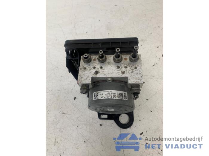 Gebruikte ABS Pomp Volkswagen Golf VII (AUA) 1.2 TSI 16V Prijs € 120,00 Margeregeling aangeboden door Het Viaduct