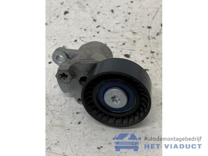 Gebruikte Spanrol Multiriem Volkswagen Golf VII (AUA) 1.2 TSI 16V Prijs € 25,00 Margeregeling aangeboden door Het Viaduct