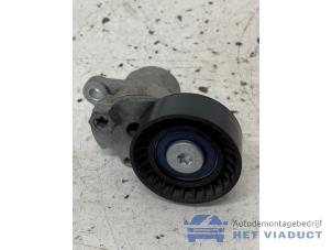 Gebruikte Spanrol Multiriem Volkswagen Golf VII (AUA) 1.2 TSI 16V Prijs € 25,00 Margeregeling aangeboden door Het Viaduct