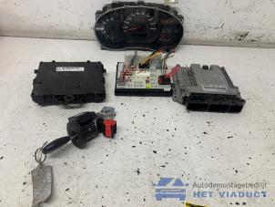 Gebruikte Kontaktslot + computer Renault Master III (FV) 2.3 dCi 125 16V FWD Prijs € 450,00 Margeregeling aangeboden door Het Viaduct