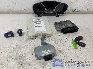 Gebruikte Kontaktslot + computer Ford Focus 3 Wagon 1.0 Ti-VCT EcoBoost 12V 125 Prijs € 450,00 Margeregeling aangeboden door Het Viaduct
