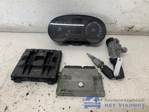 Gebruikte Kontaktslot + computer Volkswagen Polo V (6R) 1.2 12V Prijs € 300,00 Margeregeling aangeboden door Het Viaduct