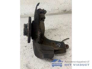 Gebruikte Fusee links-voor Skoda Rapid Spaceback 1.6 TDI Greenline Prijs € 100,00 Margeregeling aangeboden door Het Viaduct