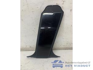 Gebruikte B-stijl sierlijst exterieur BMW 4 serie Gran Coupe (F36) 420i 2.0 TwinPower Turbo 16V Prijs € 20,00 Margeregeling aangeboden door Het Viaduct