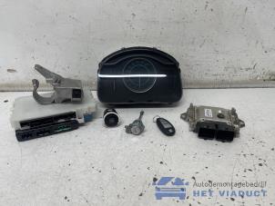 Gebruikte Contactslot + computer Suzuki Ignis (MF) 1.2 Dual Jet 16V Prijs € 350,00 Margeregeling aangeboden door Het Viaduct