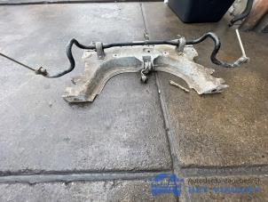Gebruikte Subframe Renault Clio IV (5R) 0.9 Energy TCE 75 12V Prijs € 80,00 Margeregeling aangeboden door Het Viaduct