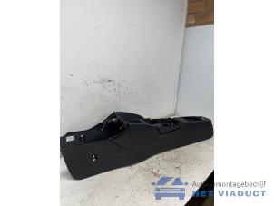 Gebruikte Middenconsoles Audi A3 Sportback (8VA/8VF) 1.4 TFSI 16V 40 e-tron Prijs € 100,00 Margeregeling aangeboden door Het Viaduct