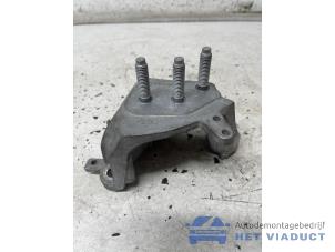 Gebruikte Motorrubber Ford Fiesta 7 1.5 TDCi 85 Prijs € 25,00 Margeregeling aangeboden door Het Viaduct