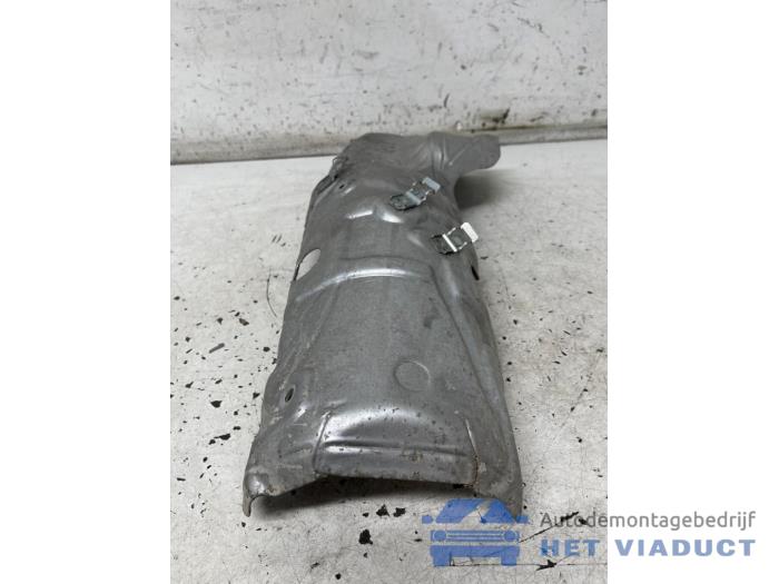 Gebruikte Hitteschild uitlaat Ford Fiesta 7 1.5 TDCi 85 Prijs € 35,00 Margeregeling aangeboden door Het Viaduct