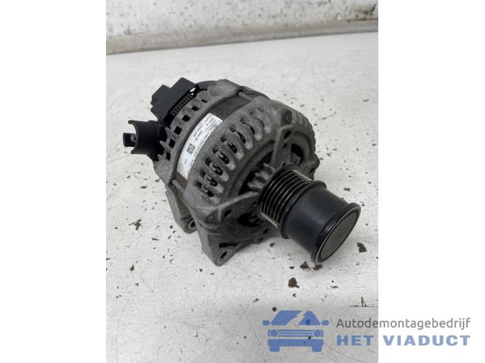 Gebruikte Dynamo Ford Fiesta 6 (JA8) 1.0 EcoBoost 12V 100 Prijs € 70,00 Margeregeling aangeboden door Het Viaduct