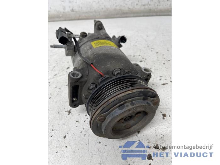 Gebruikte Aircopomp Ford Fiesta 6 (JA8) 1.0 EcoBoost 12V 100 Prijs € 100,00 Margeregeling aangeboden door Het Viaduct
