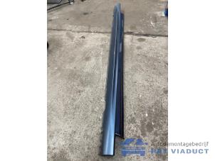 Gebruikte Sideskirt rechts Ford Focus 4 Wagon 2.0 EcoBlue Prijs € 100,00 Margeregeling aangeboden door Het Viaduct