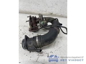 Gebruikte Turbo Opel Vivaro 1.9 DI Prijs € 300,00 Margeregeling aangeboden door Het Viaduct