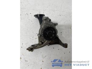 Gebruikte Oliepomp Peugeot 208 I (CA/CC/CK/CL) 1.2 Vti 12V PureTech Prijs € 70,00 Margeregeling aangeboden door Het Viaduct