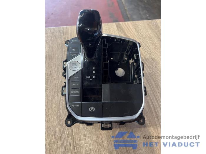 Gebruikte Versnellingspook BMW M135 (F40) M135i xDrive 2.0 TwinPower 16V Prijs € 450,00 Margeregeling aangeboden door Het Viaduct