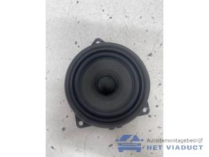 Gebruikte Luidspreker BMW M135 (F40) M135i xDrive 2.0 TwinPower 16V Prijs € 15,00 Margeregeling aangeboden door Het Viaduct
