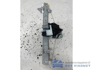 Gebruikte Raammechaniek 4Deurs links-voor Nissan Juke (F16) 1.6 Hybrid 16V Prijs € 100,00 Margeregeling aangeboden door Het Viaduct