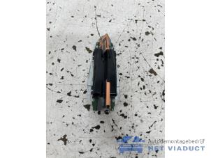 Gebruikte Antenne BMW M135 (F40) M135i xDrive 2.0 TwinPower 16V Prijs € 40,00 Margeregeling aangeboden door Het Viaduct