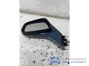 Gebruikte Spiegel Buiten links Opel Mokka/Mokka X 1.4 Turbo 16V 4x2 Prijs € 100,00 Margeregeling aangeboden door Het Viaduct