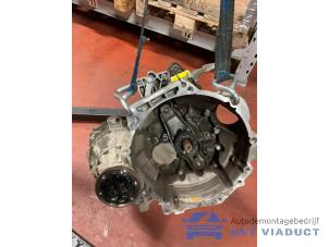 Gebruikte Versnellingsbak Seat Leon (5FB) 1.6 TDI 16V Prijs € 650,00 Margeregeling aangeboden door Het Viaduct