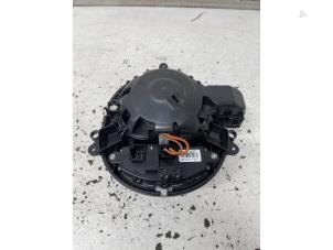 Gebruikte Kachel Ventilatiemotor BMW M1 (F21) M140i 3.0 24V Prijs € 50,00 Margeregeling aangeboden door Het Viaduct