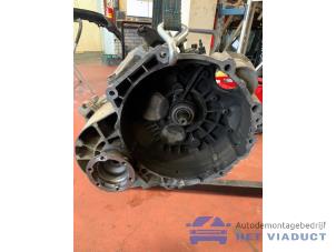 Gebruikte Versnellingsbak Volkswagen Golf VII (AUA) 2.0 GTI 16V Prijs € 1.500,00 Margeregeling aangeboden door Het Viaduct