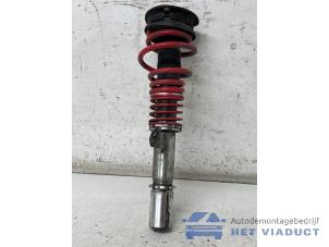 Gebruikte Voorpoot links Volkswagen Golf VII (AUA) 2.0 GTI 16V Prijs € 400,00 Margeregeling aangeboden door Het Viaduct