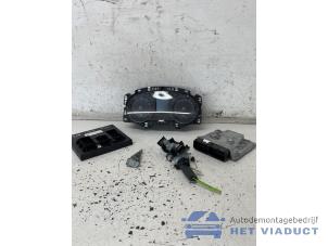 Gebruikte Contactslot + computer Volkswagen Golf VII (AUA) 2.0 GTI 16V Prijs € 650,00 Margeregeling aangeboden door Het Viaduct
