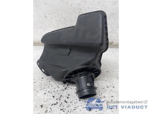 Gebruikte Luchtfilterhuis Audi A6 Avant (C7) 3.0 TDI V6 24V Prijs € 40,00 Margeregeling aangeboden door Het Viaduct