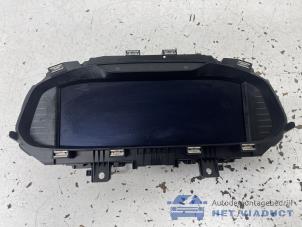 Gebruikte Kilometerteller KM Skoda Kamiq 1.5 TSI 16V Prijs € 600,00 Margeregeling aangeboden door Het Viaduct