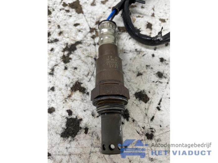 Lambda Sonde van een Volkswagen Polo VI (AW1) 1.0 TSI 12V 2024