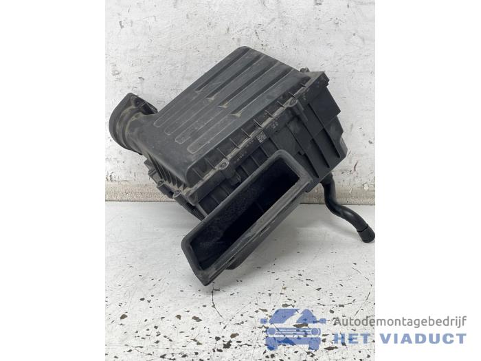 Gebruikte Luchtfilterhuis Skoda Octavia Combi (5EAC) 2.0 TDI RS 16V Prijs € 50,00 Margeregeling aangeboden door Het Viaduct