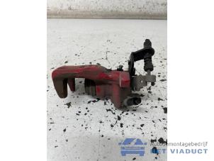 Gebruikte Remklauw (Tang) links-achter Skoda Octavia Combi (5EAC) 2.0 TDI RS 16V Prijs € 35,00 Margeregeling aangeboden door Het Viaduct