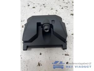 Gebruikte Camera voorzijde BMW 1 serie (F40) 118d 2.0 16V Prijs € 180,00 Margeregeling aangeboden door Het Viaduct