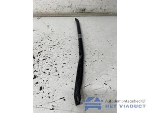 Gebruikte Frontdeel steun BMW 1 serie (F40) 118d 2.0 16V Prijs € 15,00 Margeregeling aangeboden door Het Viaduct