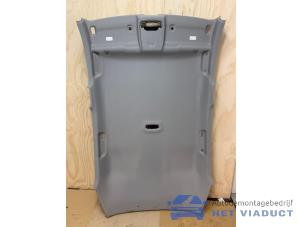 Gebruikte Hemelbekleding BMW 1 serie (F40) 118d 2.0 16V Prijs € 250,00 Margeregeling aangeboden door Het Viaduct