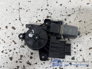 Gebruikte Motor electrisch raam Volkswagen Polo VI (AW1) 1.0 TSI 12V Prijs € 50,00 Margeregeling aangeboden door Het Viaduct