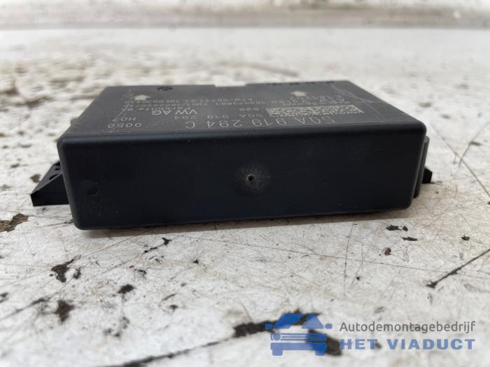 PDC Module van een Seat Ibiza V (KJB) 1.0 TSI 12V 2019