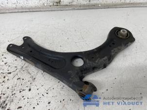 Gebruikte Draagarm rechts-voor Seat Ibiza V (KJB) 1.0 TSI 12V Prijs € 55,00 Margeregeling aangeboden door Het Viaduct