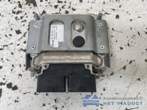 Gebruikte Inspuitcomputer Volkswagen Up! (121) 1.0 12V 60 Prijs € 80,00 Margeregeling aangeboden door Het Viaduct