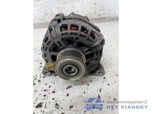 Gebruikte Dynamo Opel Crossland (X) 1.2 12V Prijs € 70,00 Margeregeling aangeboden door Het Viaduct